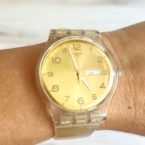 Swatch Golden Sparkle Watch SUOK704